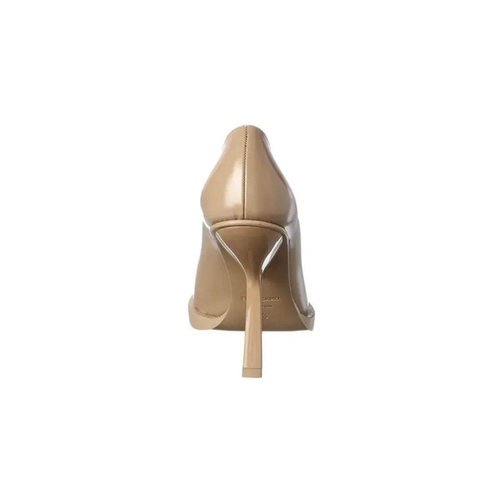 Ferragamo Leather Pump